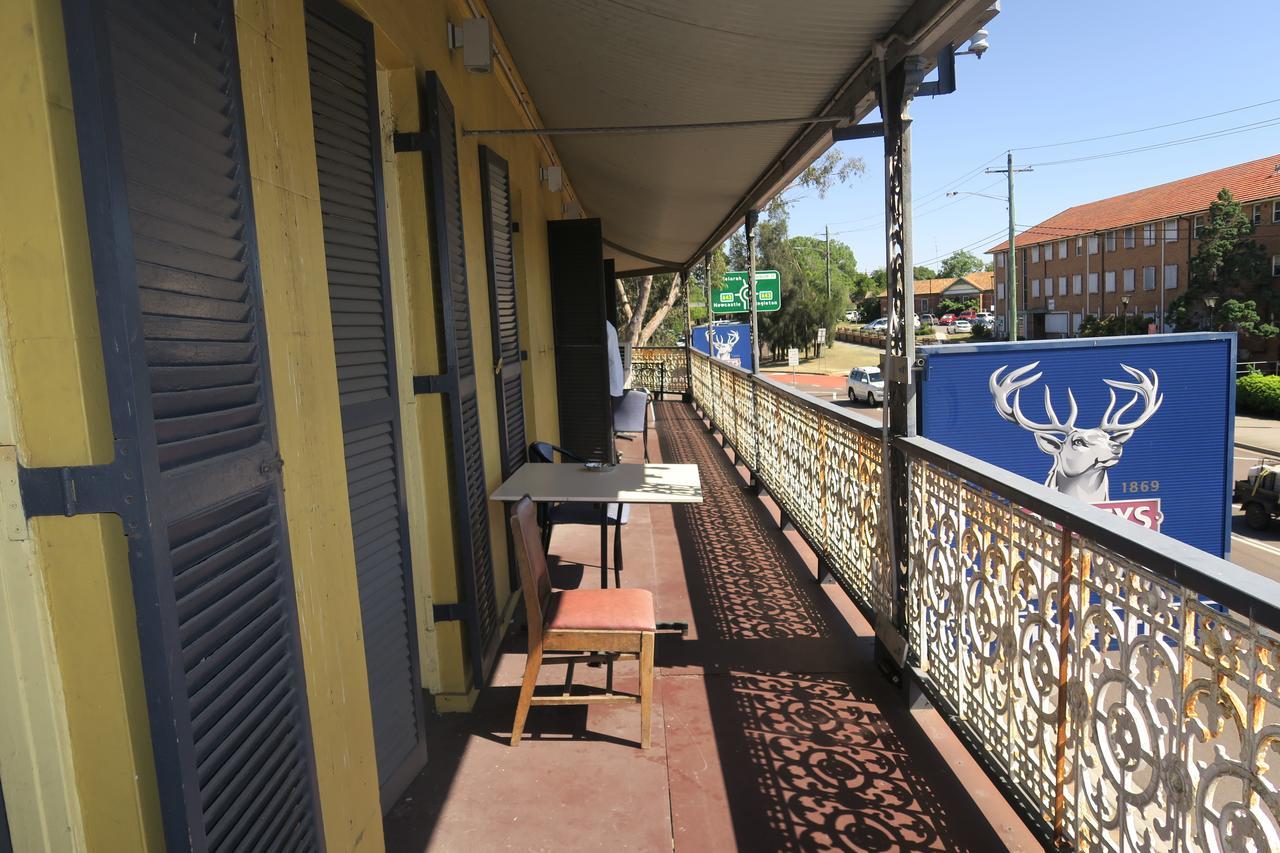 The Family Hotel Maitland Exterior photo
